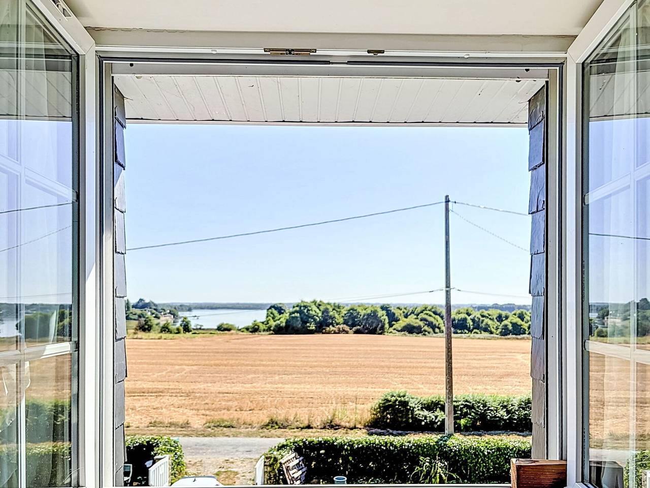 Le Kerguero - Le Kerguero 100.1 in Sainte-Hélène, Côte des Mégalithes