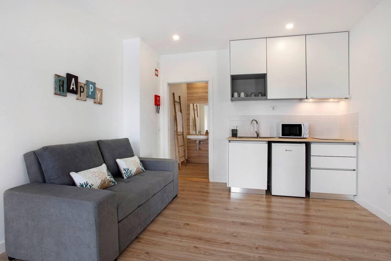 Entire studio, Casa de Campo "Quinta dos Raposos" - Villa Mar in Famalicão, Leiria District