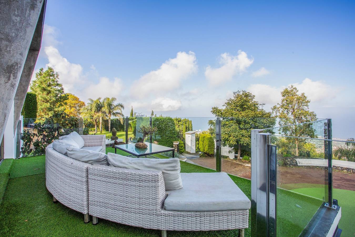 Casa Vacacional 'Golosa 1'.Vistas espectaculares ,piscina y jacuzzi en sus instalaciones . in Cañeño, La Orotava