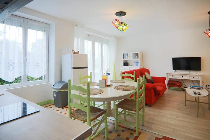 Location de vacances pour 5 personnes, avec vue sur le lac et vue à Villefranche-de-Rouergue - 2