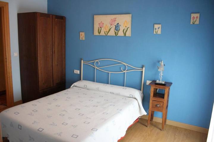 Casa rural para 8 personas, con vistas y balcón, Se admiten mascotas en Montes Torozos