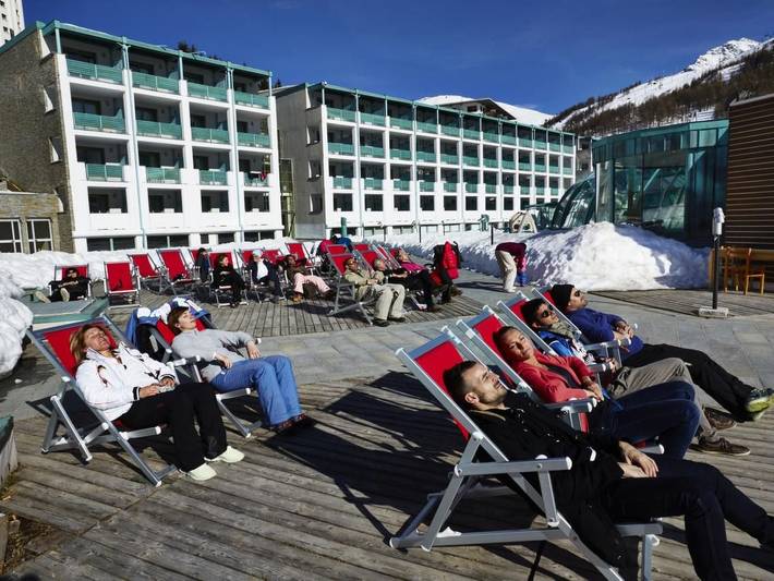 Baita per 4 persone, con Balcone e Terrazza nonché Giardino e Sauna a Sestriere città