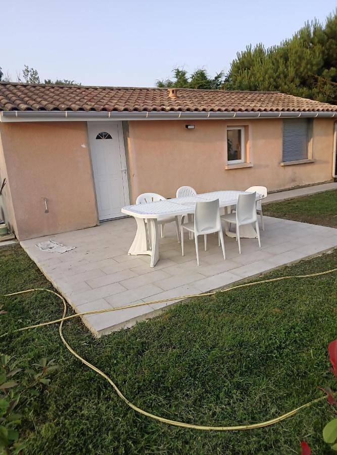 Gîte pour 4 personnes, avec jardin et terrasse à Mazères