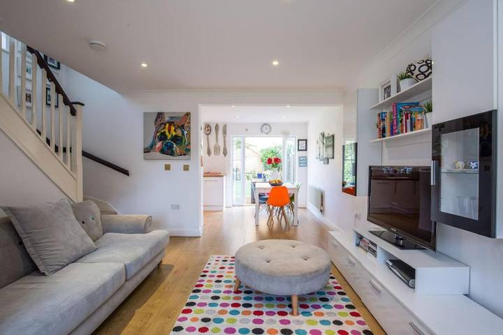 Villa für 7 Personen, mit Ausblick und Garten in London