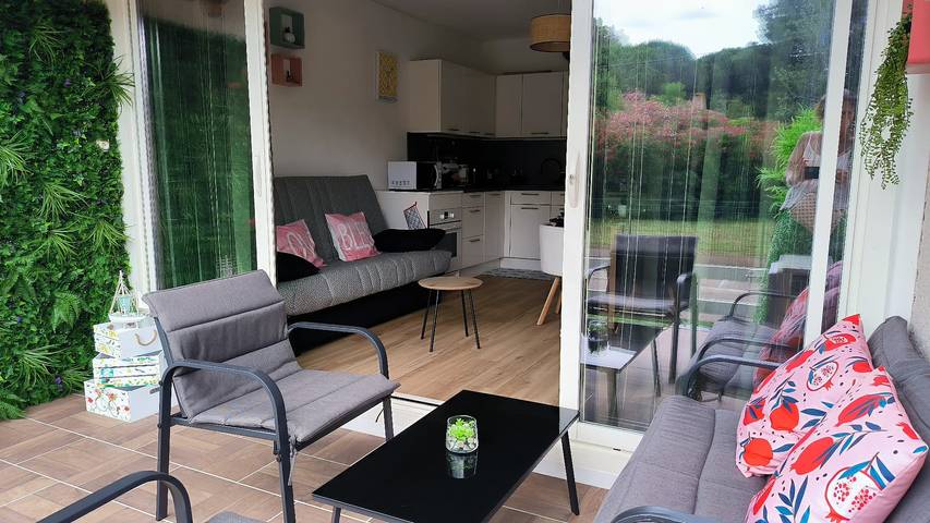 Gîte pour 4 personnes, avec jardin et terrasse, adapté aux familles dans Saint-Cyprien-Plage - 2