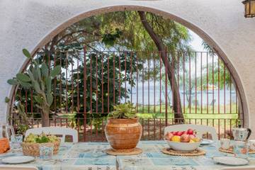 Beach House for 8 People in Santa Flavia, Palermo Province, Photo 1