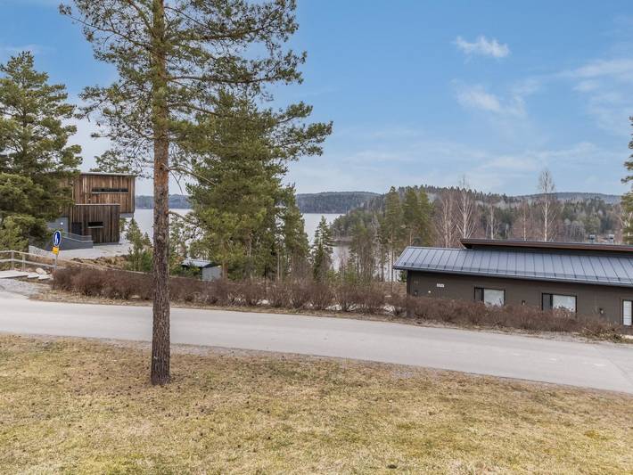Villa kaarina in Lohja, Uusimaa