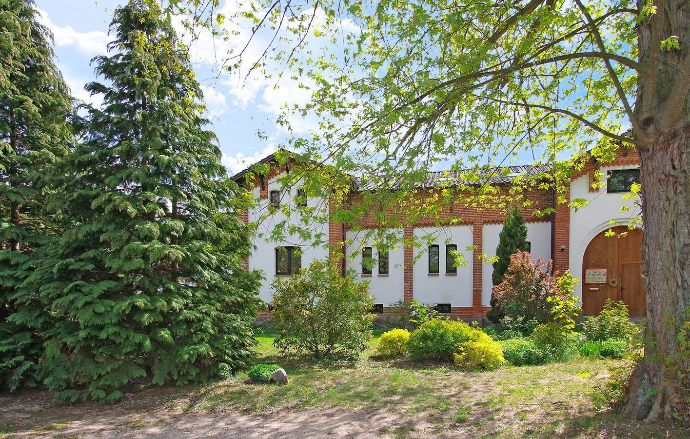 Ganze Ferienwohnung, Gemütliche Wohnung mit Parkplatz, TV & Soundsystem, 1km nach Kuchelmiß in Kuchelmiß, Mecklenburgische Seenplatte