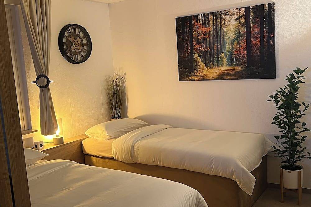 Ganze Wohnung, Moderne Wohnung mit Waldflair und Kaffeegenuss in Paderborn, Nordrhein-Westfalen
