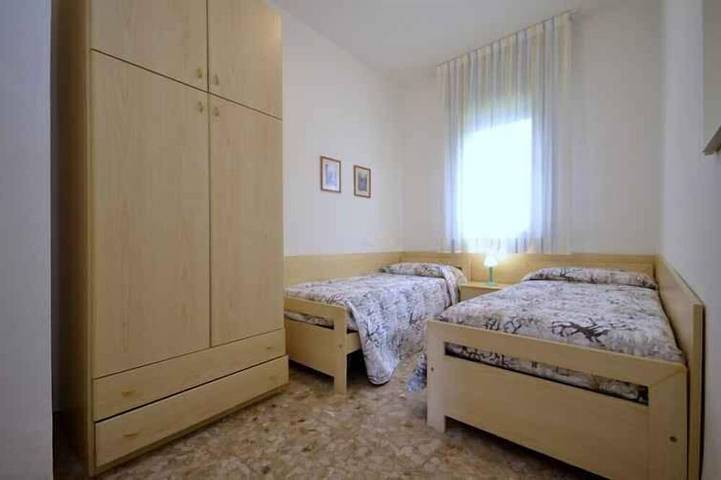 Villa für 6 Personen, mit Garten in Bibione - 2