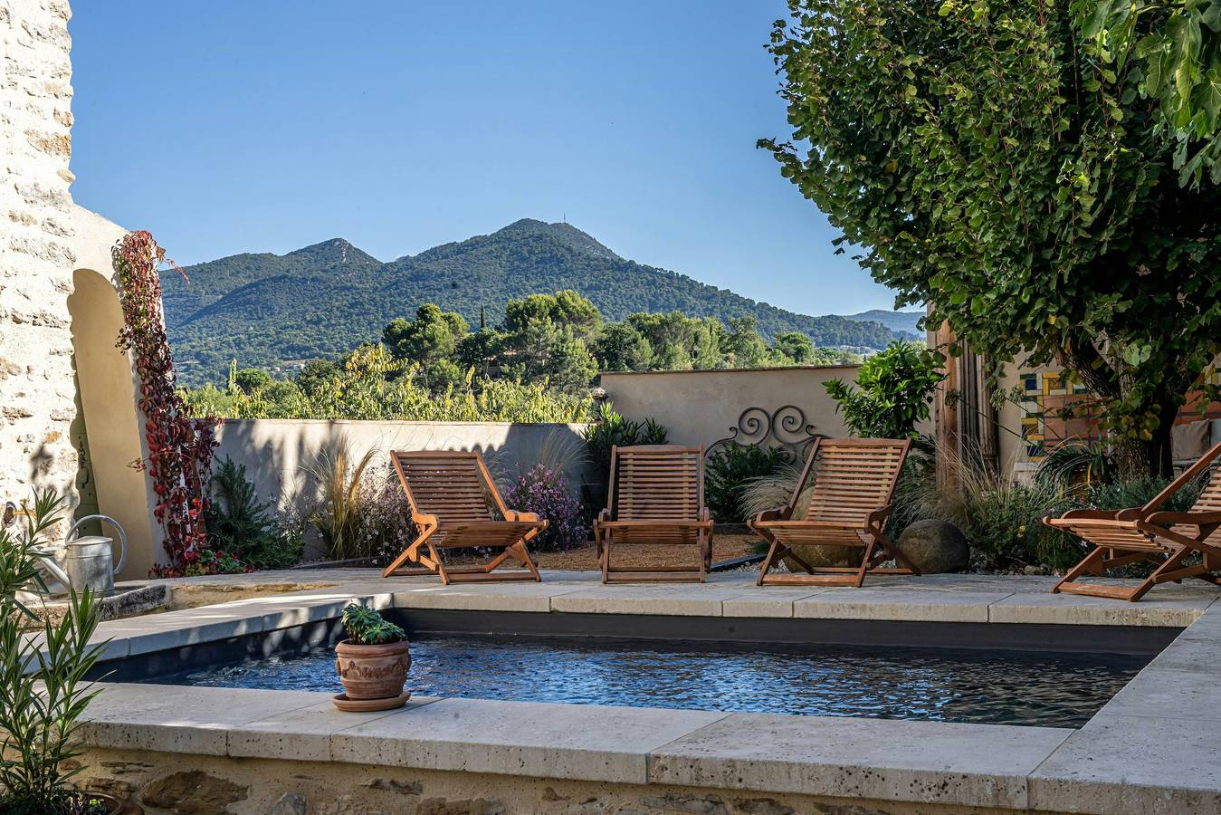 Superbe manoir au cœur de Mirabel-aux-Baronnies in Mirabel-aux-Baronnies, Région de nyons