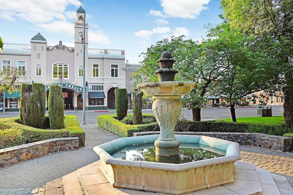 Brandneuer Luxusbungalow mit 1 Schlafzimmer, nur wenige Schritte vom Sonoma Plaza entfernt in Sonoma, California North Coast