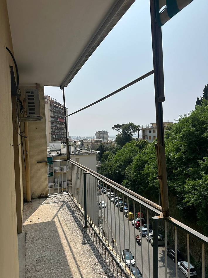 Ferienwohnung für 4 Personen, mit Balkon in Genua