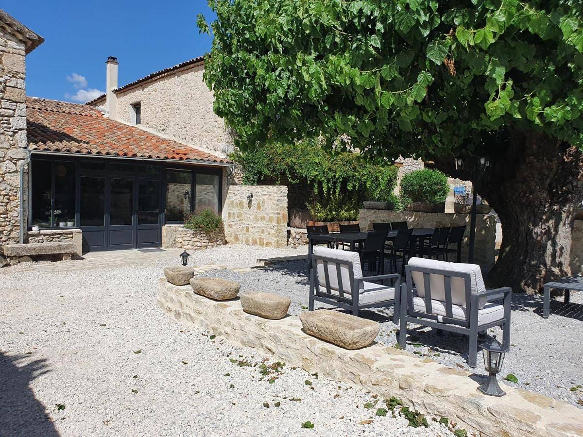 Maison d’hôte pour 2 personnes avec terrasse in Allan, Région de nyons