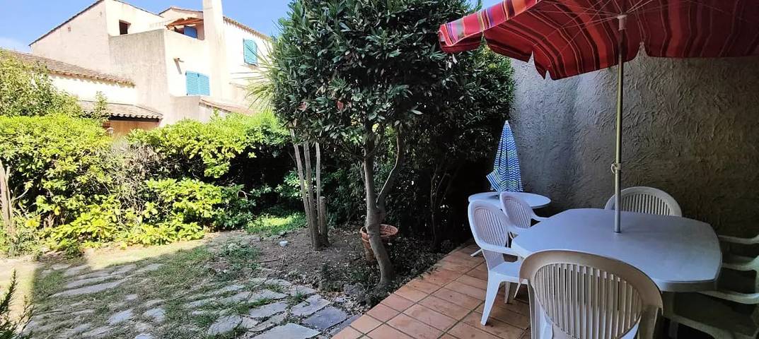 Villa pour 4 personnes, avec piscine et jardin à Saint-Raphaël