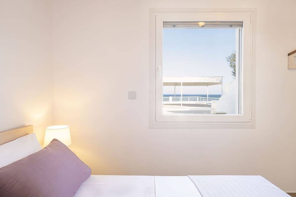 Ethos Luxury Home - Seaview Villa with Hot-Tub in Samos