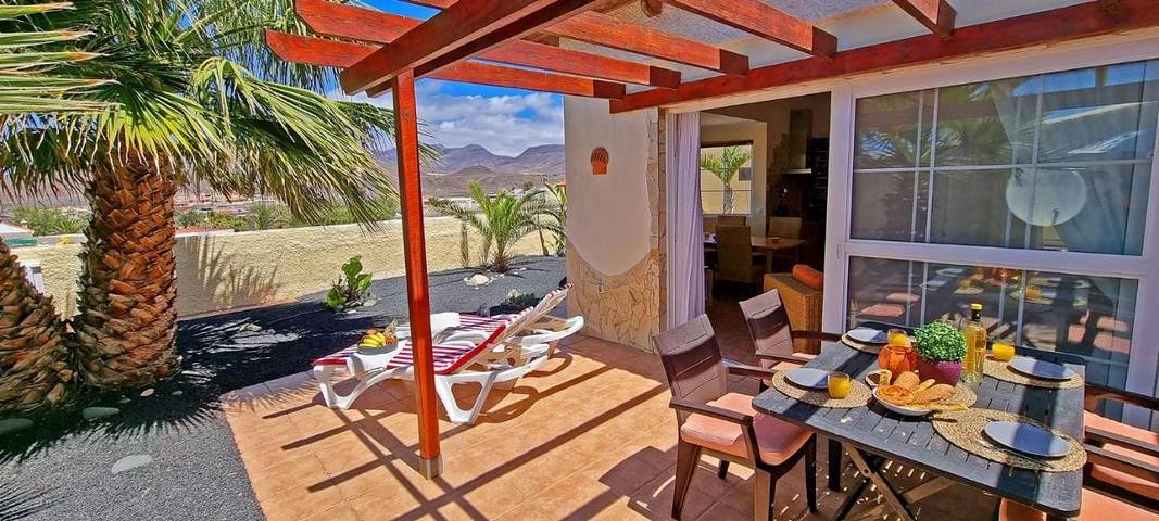 Ferienhaus für 4 Personen, mit Terrasse und Garten sowie Ausblick in La Pared