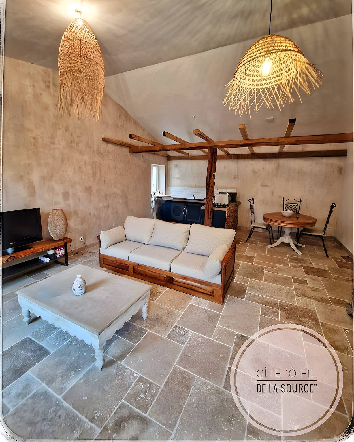 Casa de vacaciones «Ô Fil De La Source» con vistas a la montaña y jardín privado in La Roche-sur-Grane, Región de Die