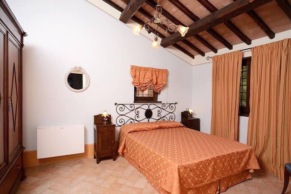 Appartamento Fiordaliso in Agriturismo con Giardino e Piscina in Spoleto, Perugia e dintorni