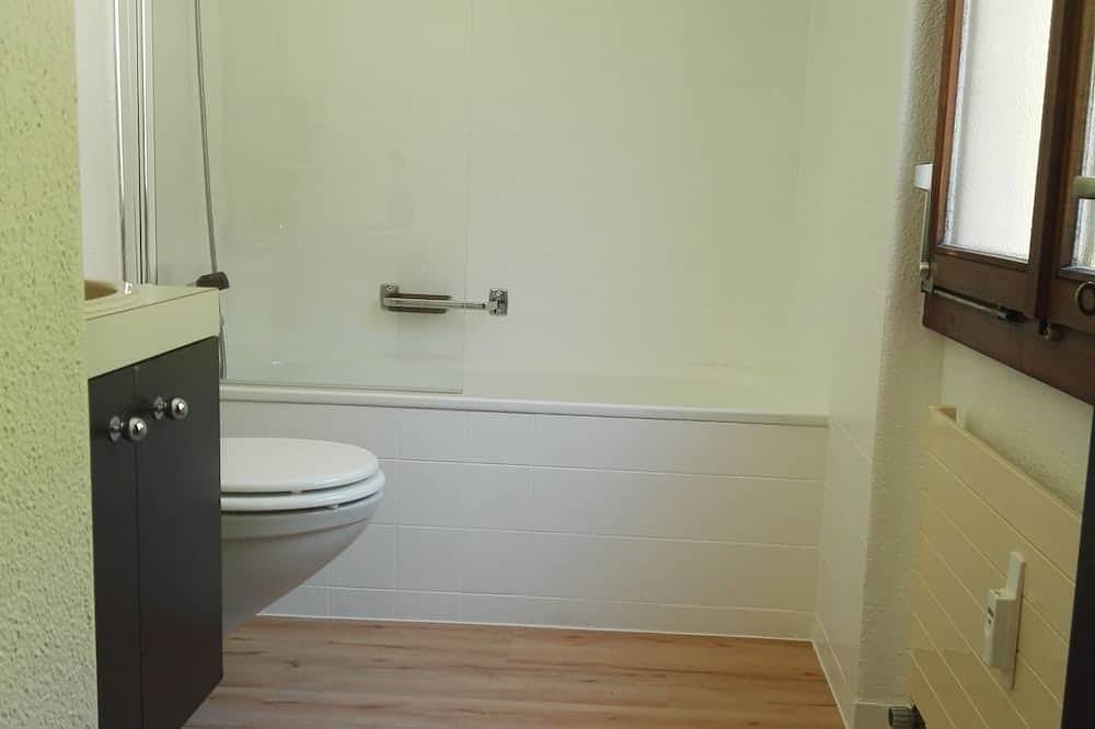 Casa Daniela; magnífica vista al lago y chimenea, ideal para vacaciones familiares in Emmetten, Lago de los Cuatro Cantones