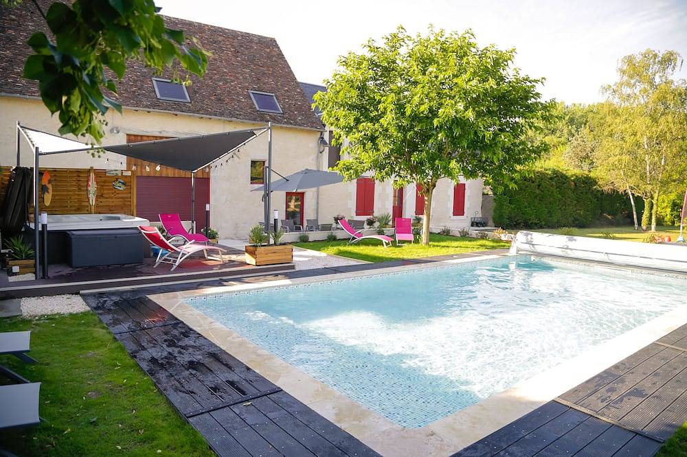 Longère cosy pour les vacances · Nature, châteaux, jacuzzi in Cellettes, Région de Blois