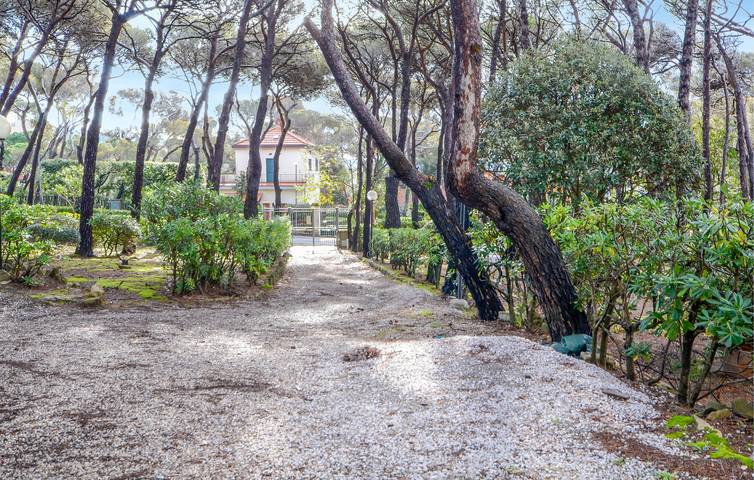 Ferienhaus für 4 Personen, mit Terrasse und Garten in Livorno - 4