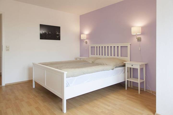 Appartement entier, Spacieux appartement de maison dans la cour avec balcon, bain à remous, un sauna in Flensbourg, Flensburger Förde
