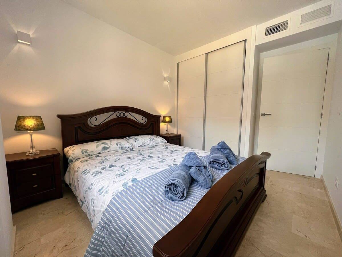 Appartement entier, Appartement de vacances pour 4 personnes avec balcon/terrasse in Punta Prima (Alicante), Torrevieja