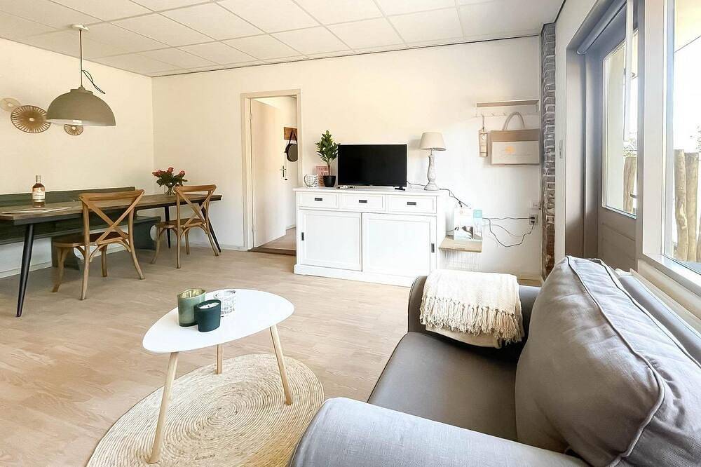 Vierpersoons vakantiehuis met schitterende ligging nabij het strand en de duinen in Camperduin, Nederlandse Noordzeekust