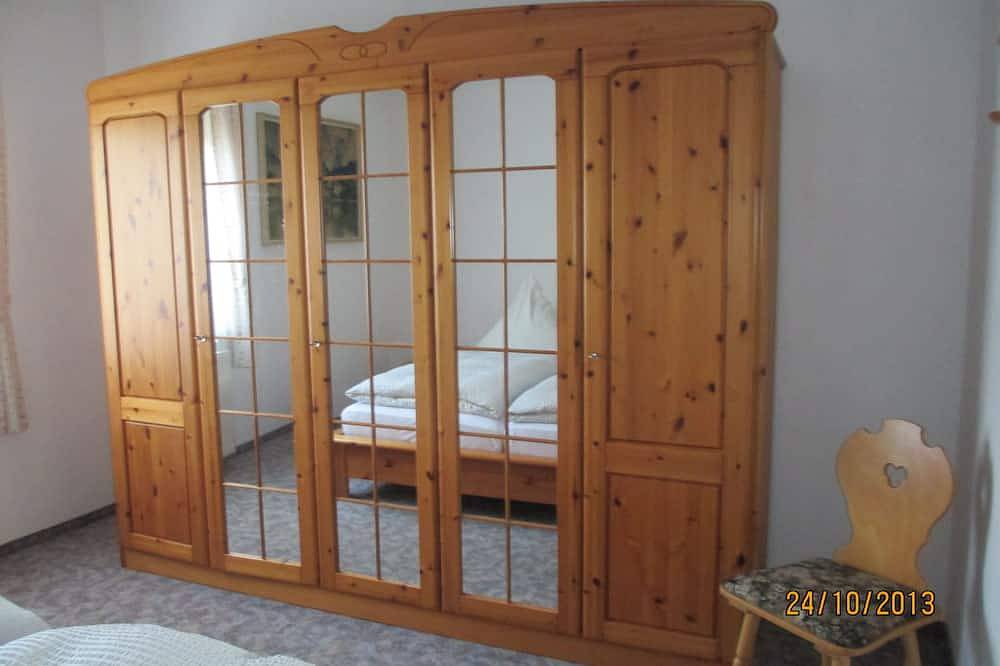 Ganze Wohnung, Gemütliche Ferienwohnung im Südosten von Dresden in Prohlis, Dresden