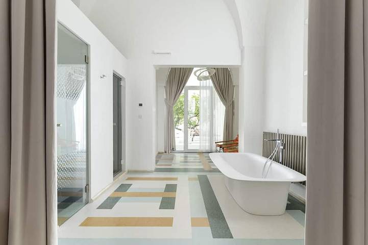 Bed and breakfast for 4 people, with hot tub and pool - 1