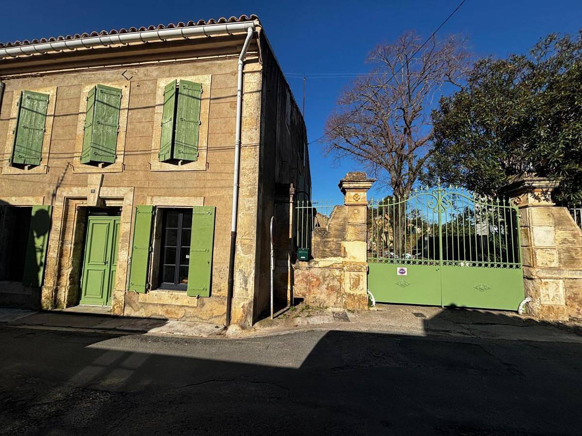Le Son des Violons in Sallèles-d'Aude, Côte méditerranéenne (France)