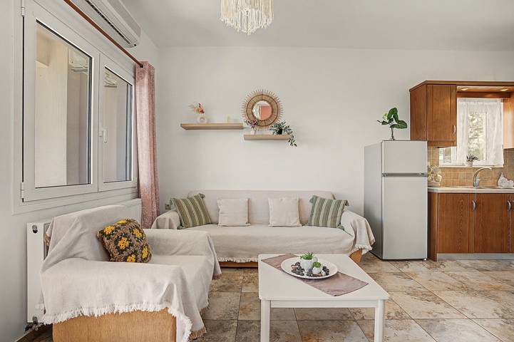 Casa de vacaciones 'Remvi House Sea and Mountains View' con vistas al mar, Wi-Fi y aire acondicionado in Lasithi
