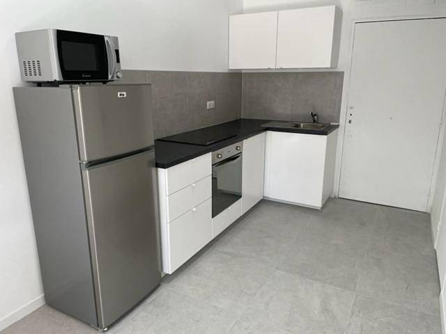 Appartement de vacances pour 4 personnes, avec piscine et jardin