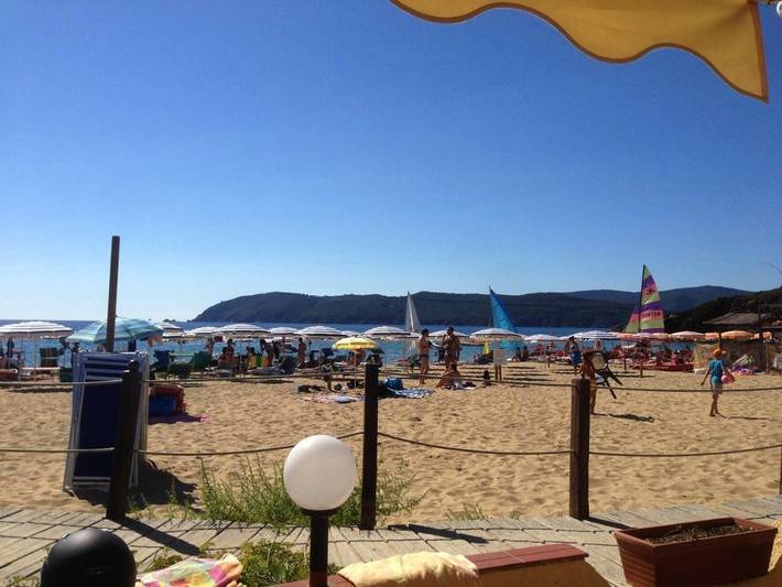 Casa vacanza per 5 persone, con panorama e terrazza, con animali domestici in Lido di Capoliveri