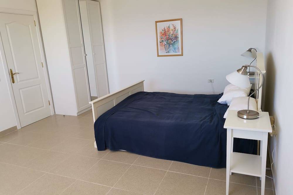 Exclusive and peaceful private villa with pool and fantastic 180 ° Meerbick in El Sauzal, North Tenerife