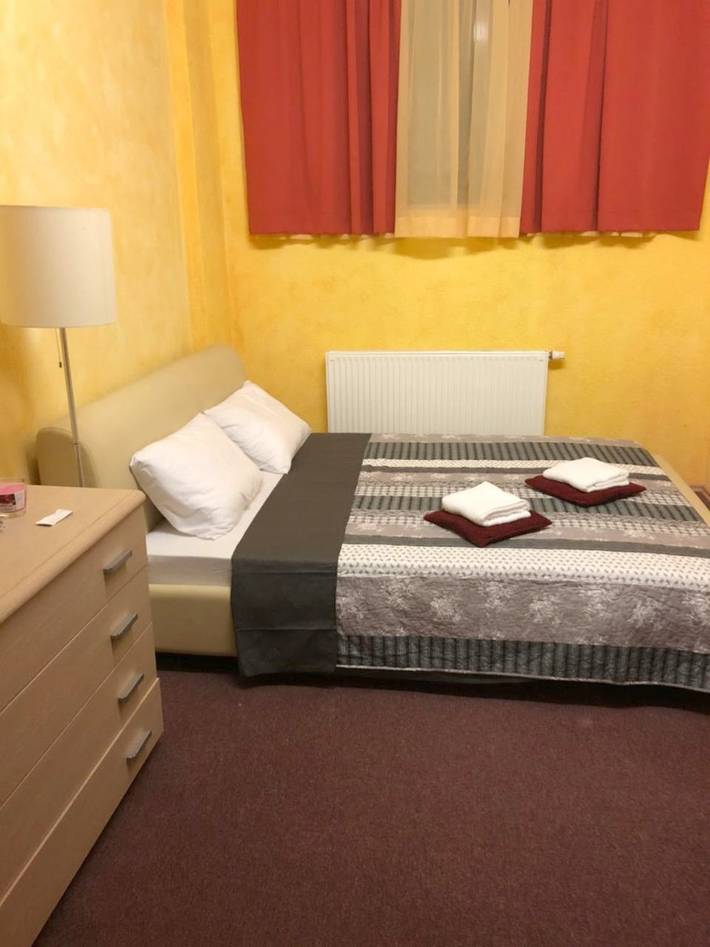 Hôtel pour 3 personnes, avec terrasse, animaux acceptés