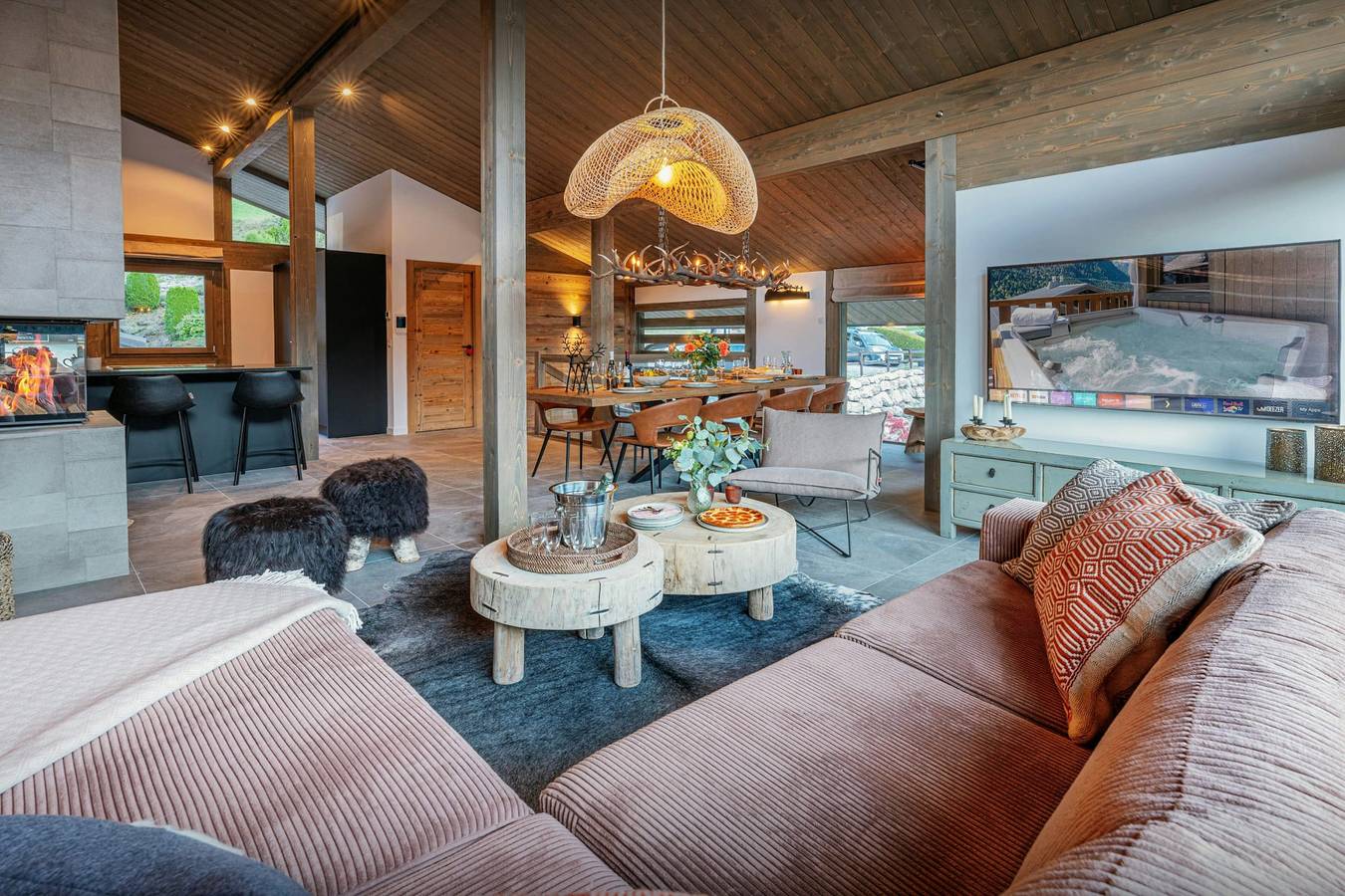 Séjour alpin avec jacuzzi aux Portes du Soleil - Ovo Network in Chatel, Les Portes du Soleil