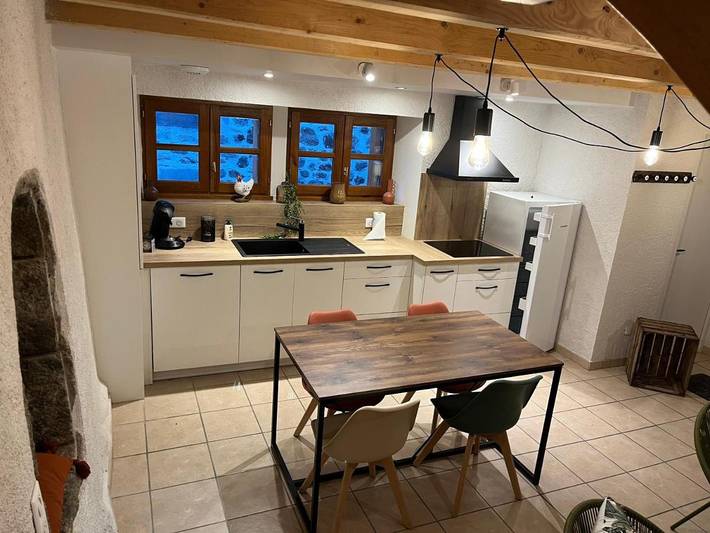 Location de vacances pour 6 personnes, avec terrasse, animaux acceptés à Mandailles-Saint-Julien - 3