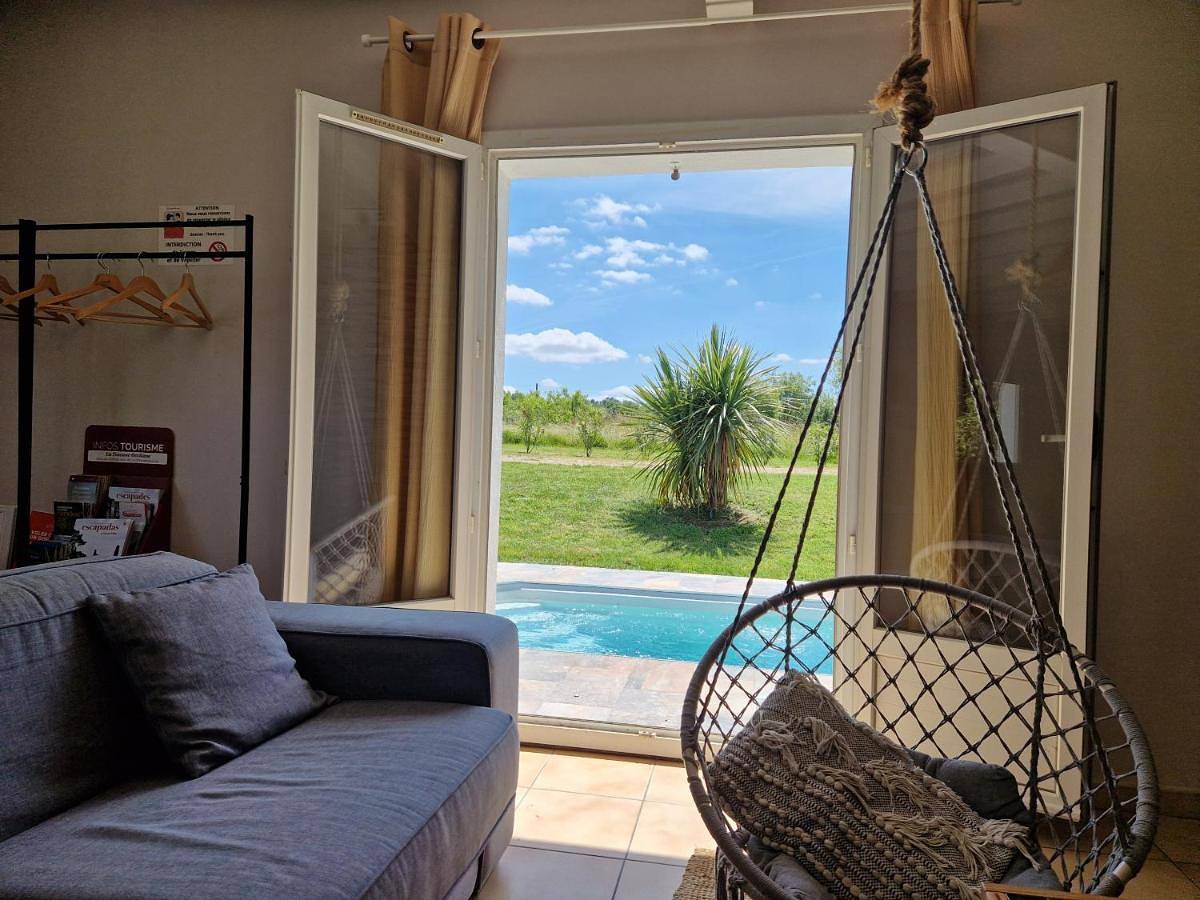 Grand Cottage Piscine Privée 12p Lescottagesdutarn in Peyrole, Région d'Albi