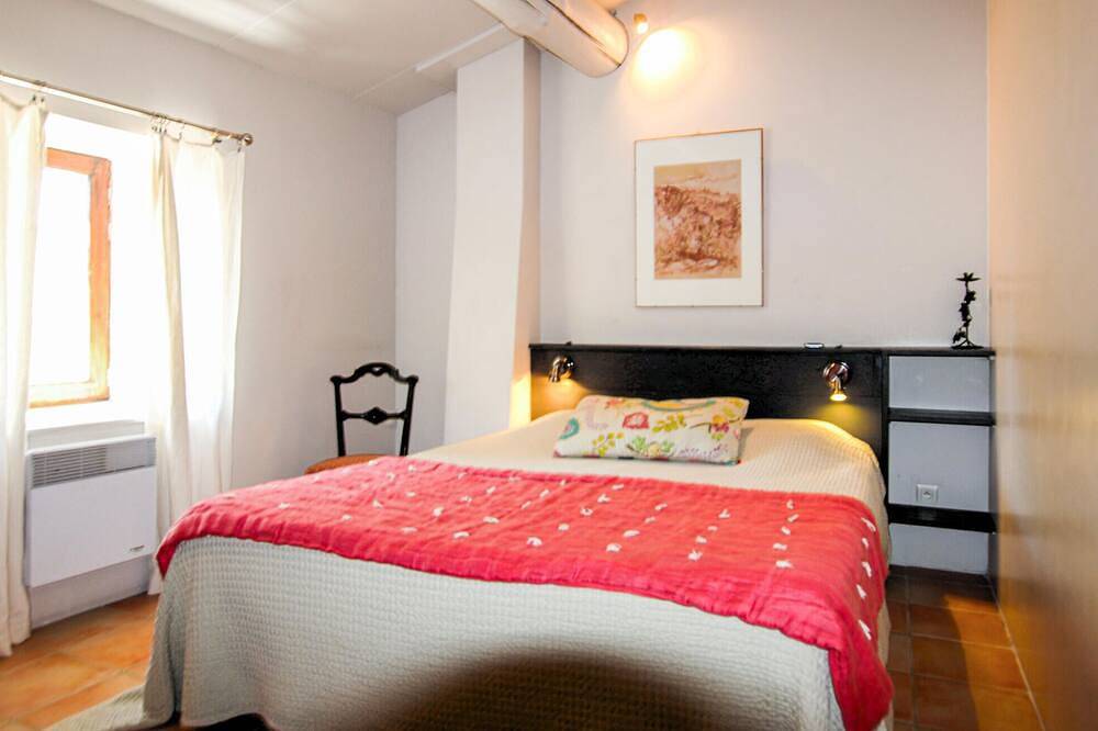 Awesome home in Labeaume with Wifi in Labeaume, Ardèche