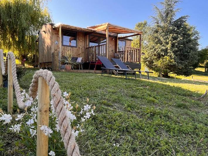 Location de vacances pour 3 personnes, avec jardin et vue à Druillat