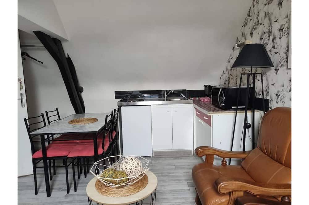 Just a few minutes from Futuroscope/Aqua/Arena, ideal family apartment for 4 people in Châtellerault, Vienne