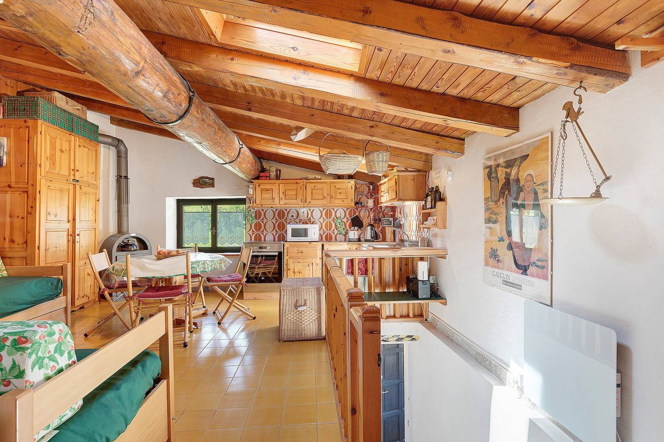 Casa Vacanze 'La Tana Con L'Ermellino' con Vista Montagna, Giardino e Wi-Fi in Tirivel, Comune di Morgex