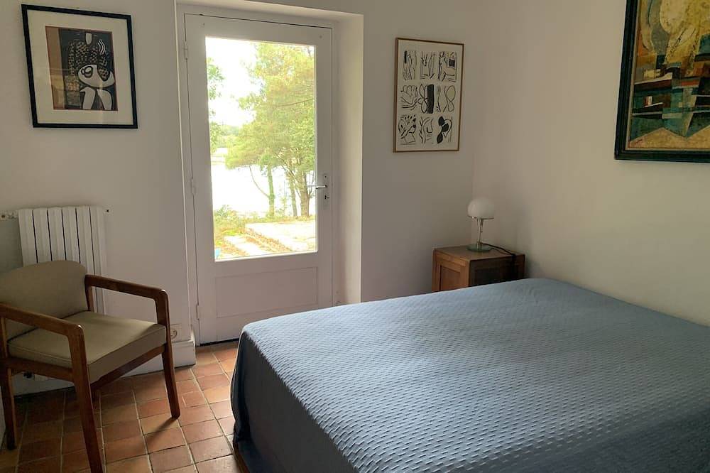 The calm of the forest, a stone's throw from Auray and the beaches in Bono, Côte des Mégalithes