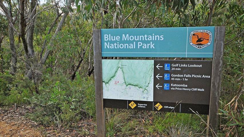 Holiday home for 11 people, with balcony and garden in Leura