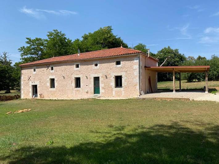 Location de vacances pour 6 personnes, avec jardin et piscine ainsi que vue sur le lac et vue, animaux acceptés à Saint-Adjutory - 2