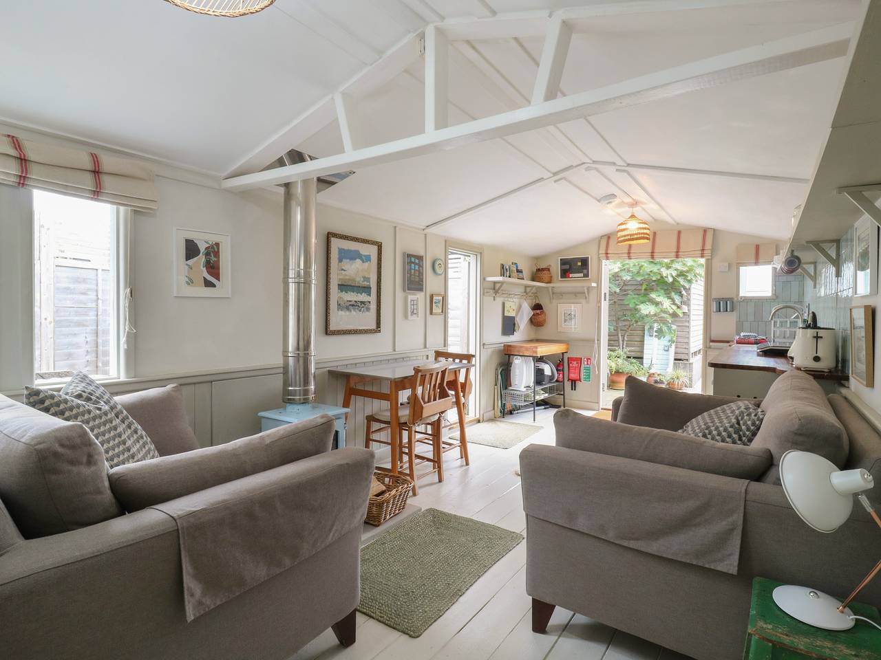 The Artist's Cabin By The Sea in Herne Bay, Kent