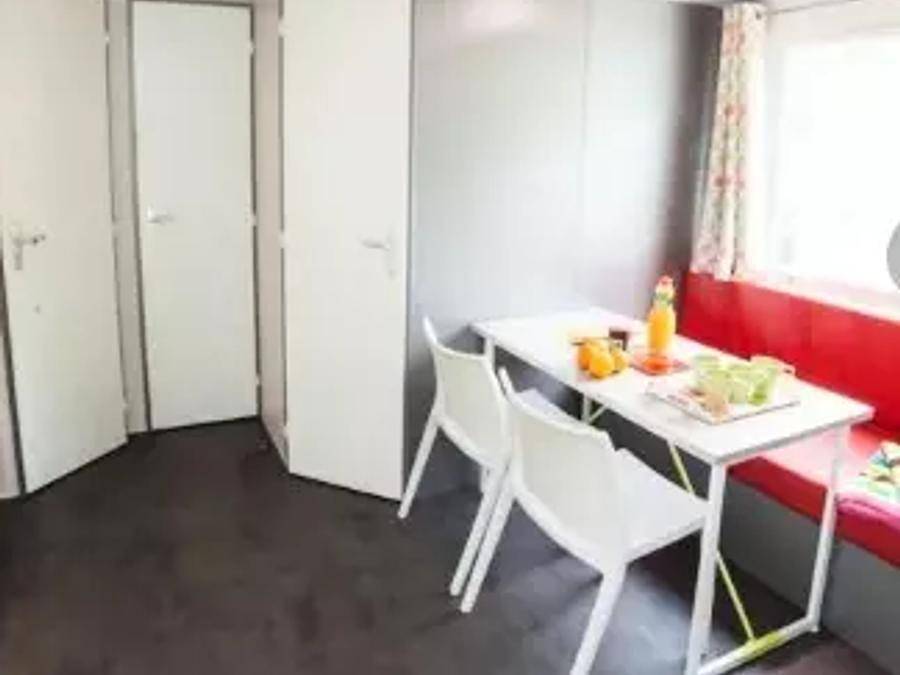 Camping Bon Port - Mobilheim 4 personen - Mobil-Home Cosy 3 Zimmer 4 Personen Klimatisiert + Tv in Lunel, Côte d'Améthyste
