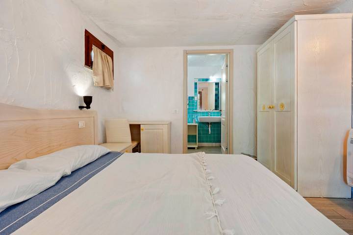 Double Room with Private Bathroom in Cala Caterina, Villasimius
